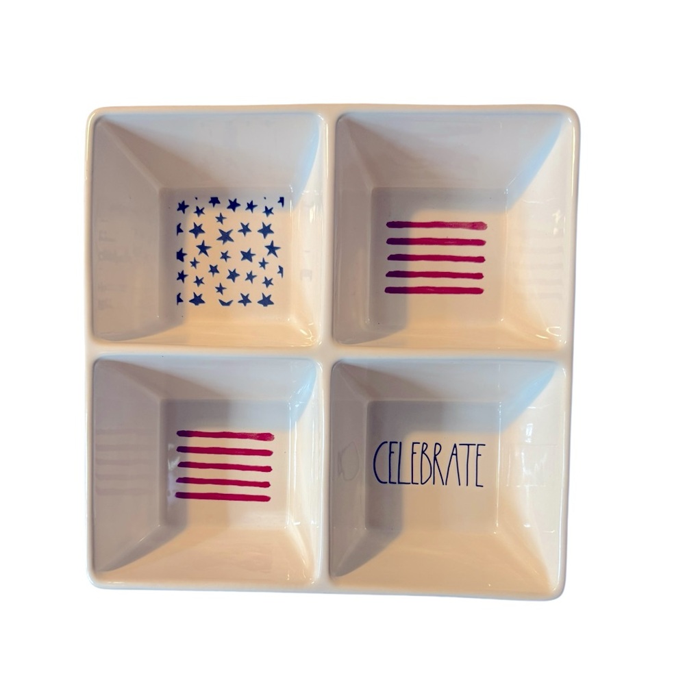 Perfect for Patriotic Parties! Rae Dunn. Divided Serving Dish & 2 Dish Towels. - Picture 2 of 10